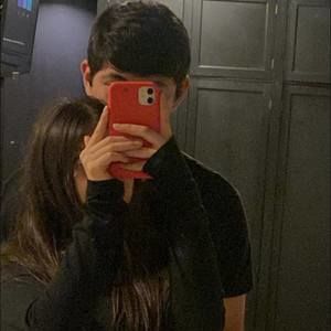 Meet your Posher, Daniela